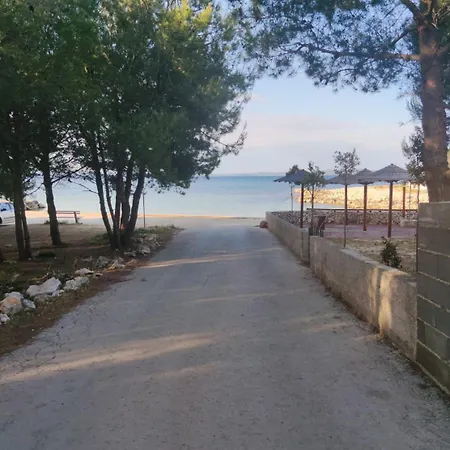 Viktoria Appartement *