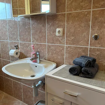 Viktoria Apartman