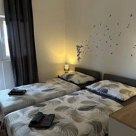 Apartman Viktoria Vir