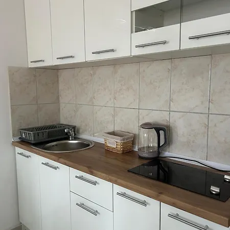 Viktoria Appartement Vir